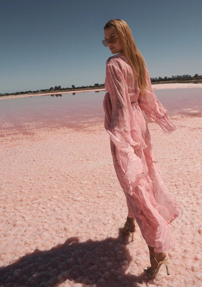 Salt Lake · Pink, frame 6