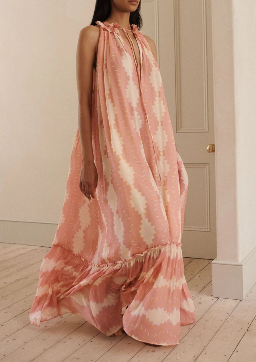 SS24 House · Coral and Peach, frame 4