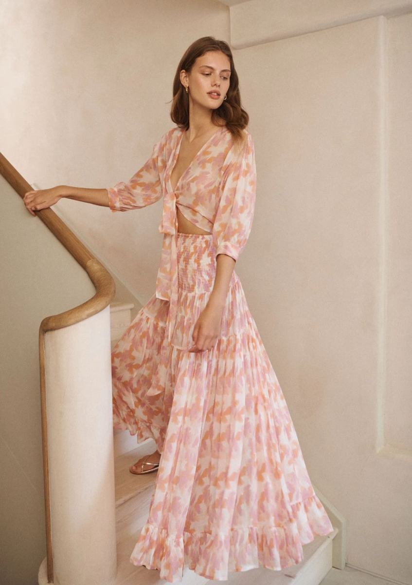 SS24 House · Coral and Peach, frame 3
