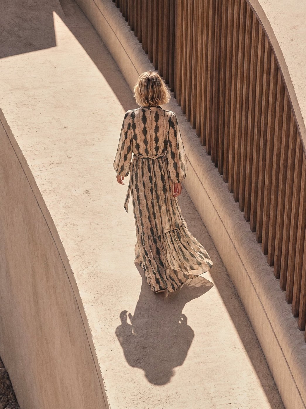The Theo dress, Jungle Meets Sea, frame 6