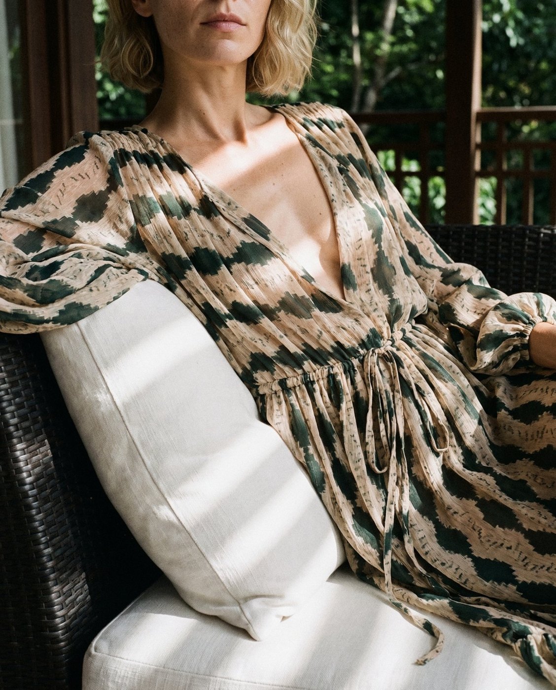 The Theo dress, Jungle Meets Sea, frame 9